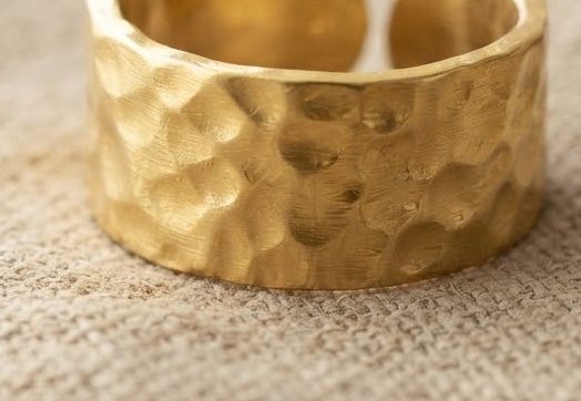 Hammered Gold Band — detail view